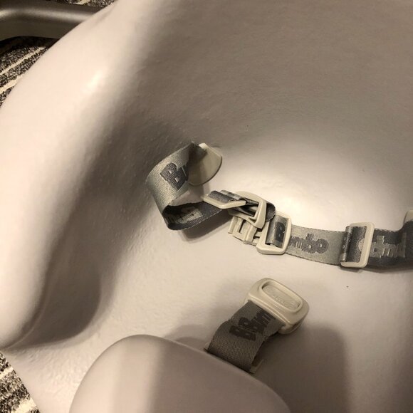 NIB Bumbo Floor Seat Cool Grey w/ Safety Straps Harness Baby Support Chair 3-12M - Picture 4 of 6